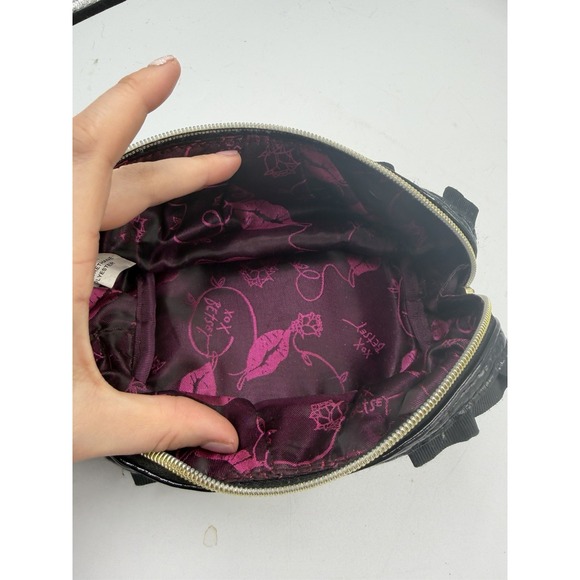 Betsey Johnson Cosmetic Bag Makeup Ruffle Floral Black Travel - Used - See Photo - Picture 11 of 14